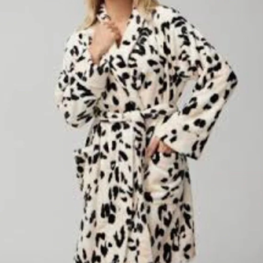 Soma Plush Robe